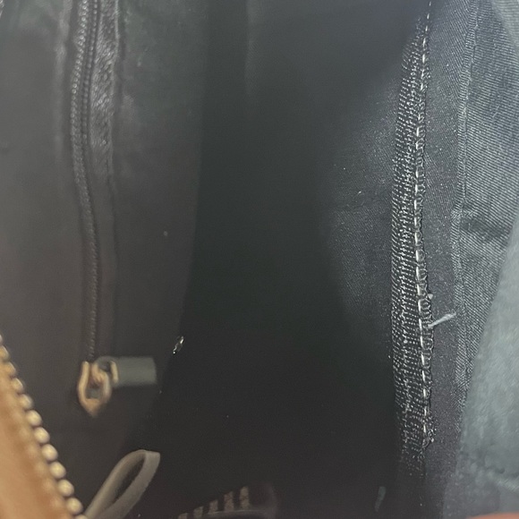 LA Express Cream & Quilted Cross Body Bag - Picture 5 of 5